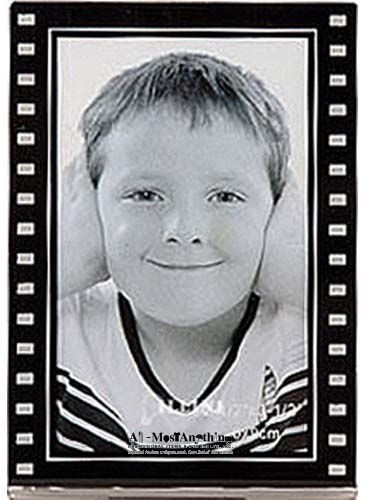 2 1/2 x 3 1/2 Magnetic Filmstrip Slip-In Frame