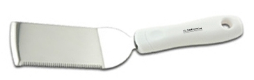 Metal Turner w/Serrated Edge