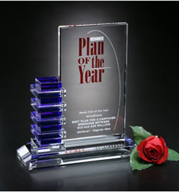 Resolute Award 8-1/2"