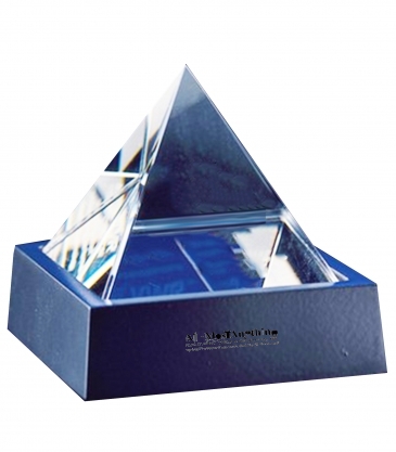 3" Pyramid Award (Without Base)