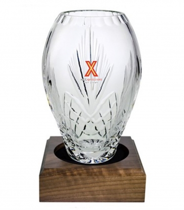 Medium Westgate Crystal Vase With Base