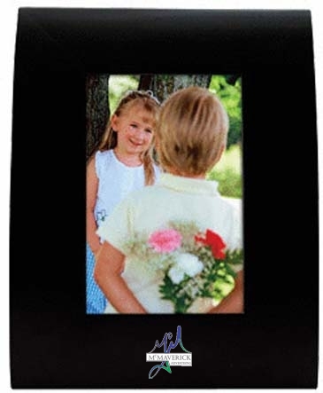 5 x 7 Curved Wood Frame