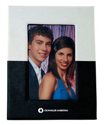 5 x 7 Black & White Frame