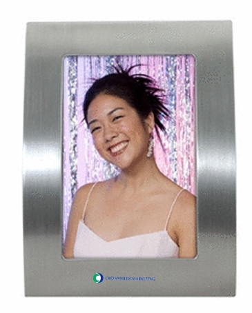 5 x 7 Brushed Silver Curved Frame