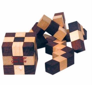 Wooden Elastic Cube Puzzle