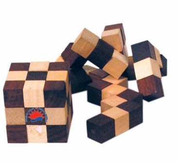 Wooden Elastic Cube Puzzle