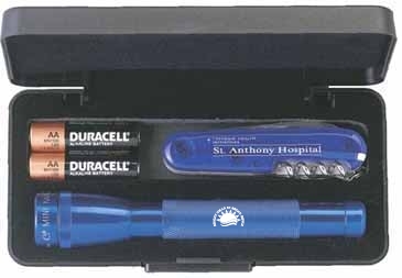 Mini Maglite® With Large Victorinox® Swiss Army Knife