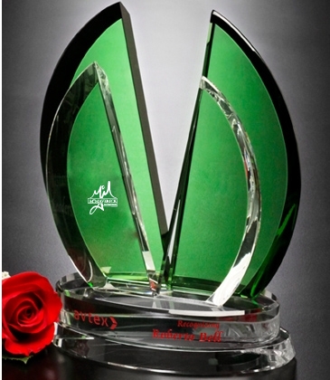 Flight Emerald Award 9"