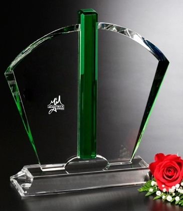 Fandango Award 8-1/4"