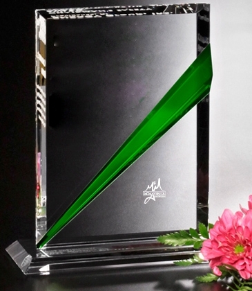Danbury Emerald Rectangle 7-1/2"