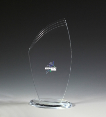 Allure Acrylic Award - 7 1/4”