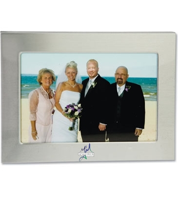 4" X 6" Sleek Border Photo Frame
