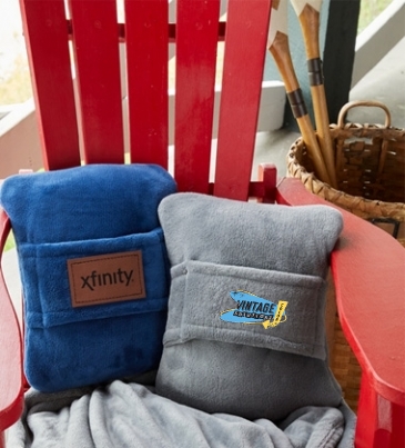 King's Cross Travel Pillow Blanket™